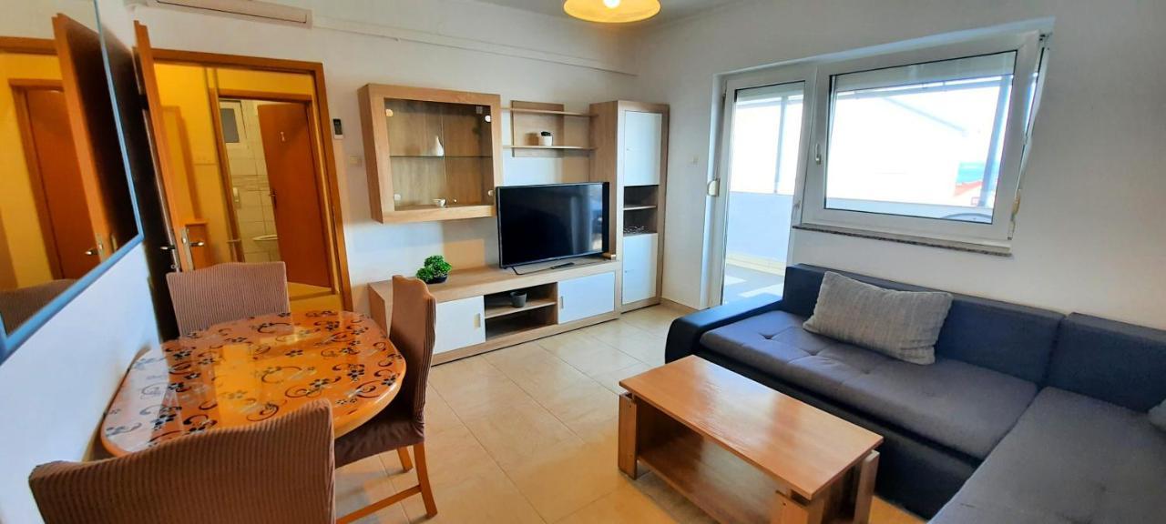 Apartment Miroslav Krk Town Εξωτερικό φωτογραφία